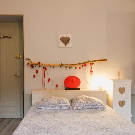 T2 Romeu Apartment